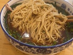 -镇南锅盖面馆(解放路店)