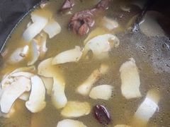 -野菌皇海景野生菌火锅(滨海大道店)