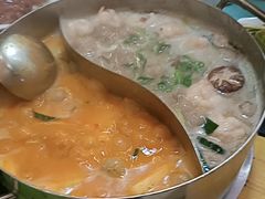 -四季喧黔味豆米火锅(万达广场店)
