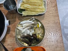 -菌小白火锅(时尚天河店)