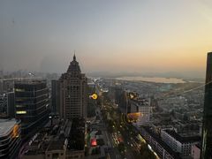 -Hi City·城市之巅