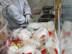 -上海虹口糕团(福州路店)