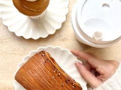 -VERIE BAKEHOUSE