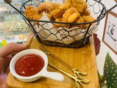 -Rabbit Cafe私房西餐甜点咖啡(栖霞路店)