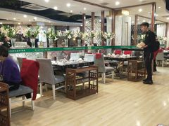 -何鲜菇火锅(大营盘店)