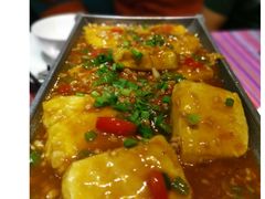 铁板石屏包浆豆腐-香巴拉云南餐厅(华莱坞店)