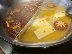 红颜花胶鸡锅-湊湊火锅·茶憩(杭州湖滨银泰in77店)