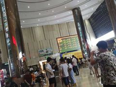 -武汉华夏国际影城(鲁广店)