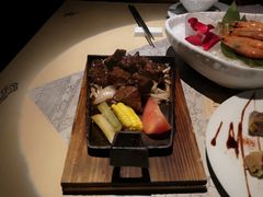 铁锄牛肉-穹六人间 people 6(岳阳路店)