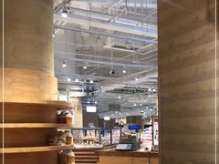 -七鲜超市(瑞虹天地太阳宫店)