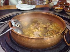 -阿山卓·野生菌火锅·纳西火塘烤肉