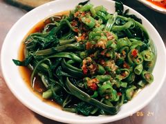 -洪霞餐馆