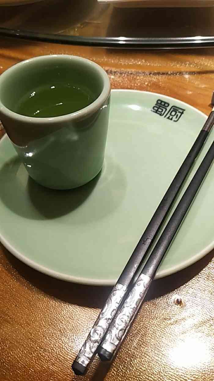 蜀厨(北关店"门头看起来就不错,整个餐厅是中式装修风格.