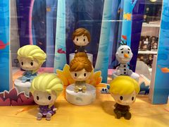 -泡泡玛特POPMART(蓝色港湾店)