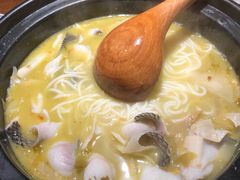 -九锅一堂酸菜鱼(新南凯德直营店)