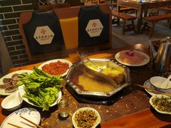 -重庆秦妈火锅(扶绥空港店)