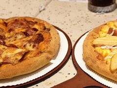 -必胜客(WOW中心城店)