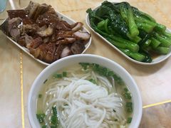 -香辉食馆(新兴路店)