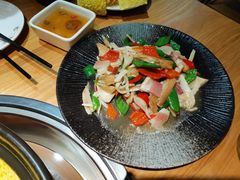 -一朵菌·野生菌探索家火锅(南亚店)