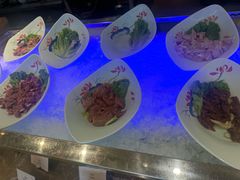 -南湖名都·景湖轩全日制餐厅·海鲜自助·东南亚风味·临湖而食