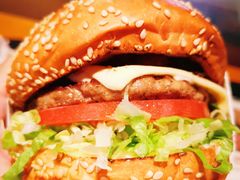 -The Habit Burger Grill 哈比特汉堡(复兴soho店)