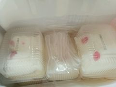 -红宝石·鲜奶小方·海派西点房(南丹店)