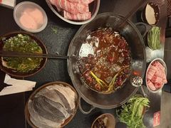 -渝井巷重庆老火锅(沈阳吉祥店)