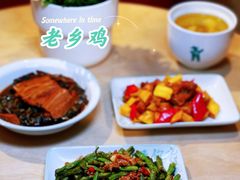 -老乡鸡(上海白玉兰广场店)