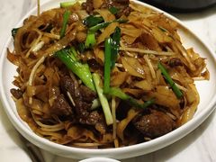 金牌干炒牛河-岭南真味·匠心粤菜(K11店)