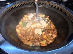 -袁小二大东北铁锅炖(吉祥村总部)