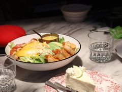 扒鲜虾芒果牛油果沙拉-G+KITCHEN·西餐·手作(时代广场店)