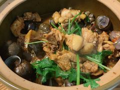 招牌必点-田螺鸡煲-食爺炭炉鸡煲·烧烤