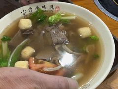 -牛小隆牛肉面馆(四牌楼店)