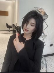 -朗峰专业美发沙龙