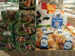 -85度C(生甜甜圈研究工坊·上海松江人民北路店)