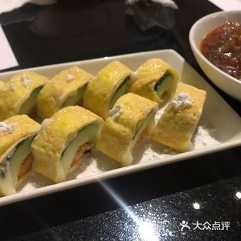 性价比低，上菜速度极慢，论服务