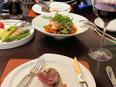 -卡佩罗意大利餐厅及酒吧Al Cappello Trattoria