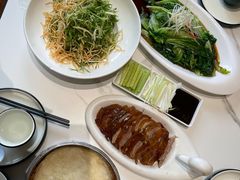 -梅利汴京烤鸭•开封豫菜地标店(东大街店)