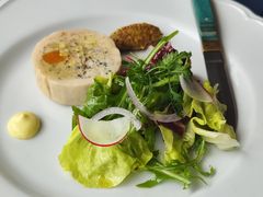 -福楼毕斯罗F Bistronome(国贸商城约会地标景观店)