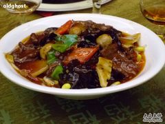水煮牛肉-稻香酒家·33年老字号·港式粤菜(富邦中心店)