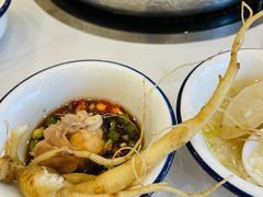 -朴小妹人参鸡汤火锅(长白山万达店)