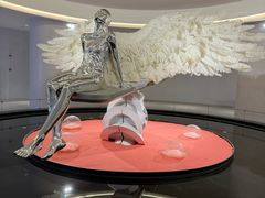 -涨巢·潮玩水疗局