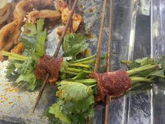 -灌县老妈砂锅串串香(万科红生活广场店)