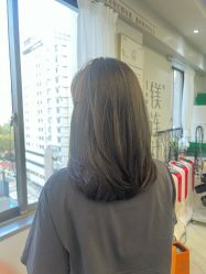 -镁连社·美联社