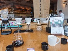 -星巴克臻选(杭州嘉里中心1F店)