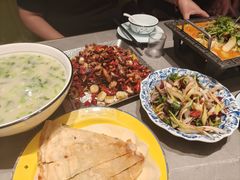 -八张桌子(老店)