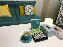 -YooMee优美智能科技美肤机构