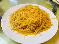 -鑫渔港海鲜本地菜·山海关浑锅(东戴河店)