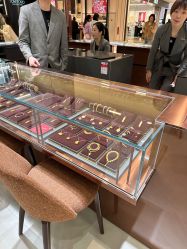 -周大福荟馆JEWELRIA(宝安南路华润万象城店)