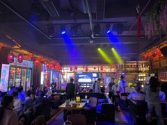 -喜鹊音乐酒馆(西街店)